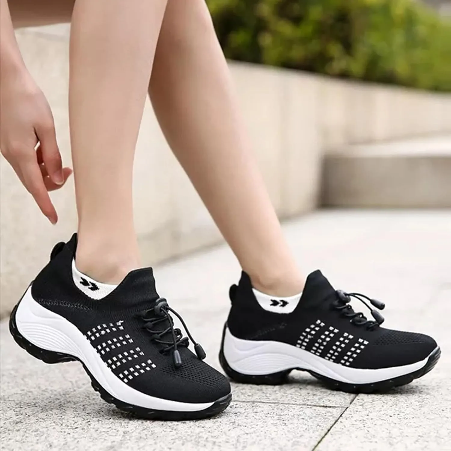 Comfortable Wear Orthowear Shoes for Women Men Orthopedic Cushion Non Slip Shoes Air Breathable Mesh Fashion Sneakers Women Plantar Fasciitis Unisex Adjustable Elastic Strap Trainers