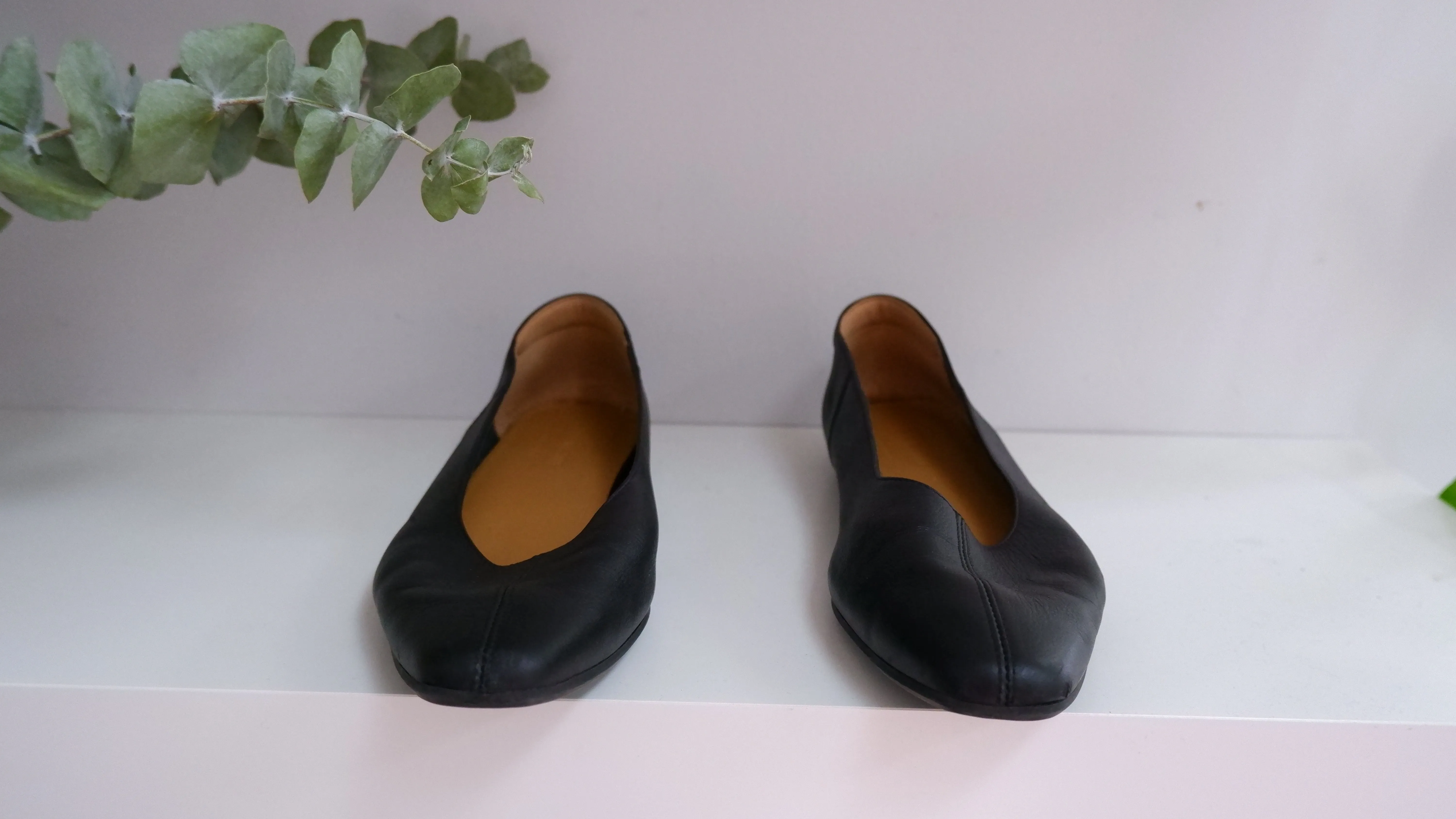 Everlane Classic Black Leather Ballet Flats - 7.5