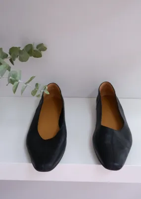 Everlane Classic Black Leather Ballet Flats - 7.5