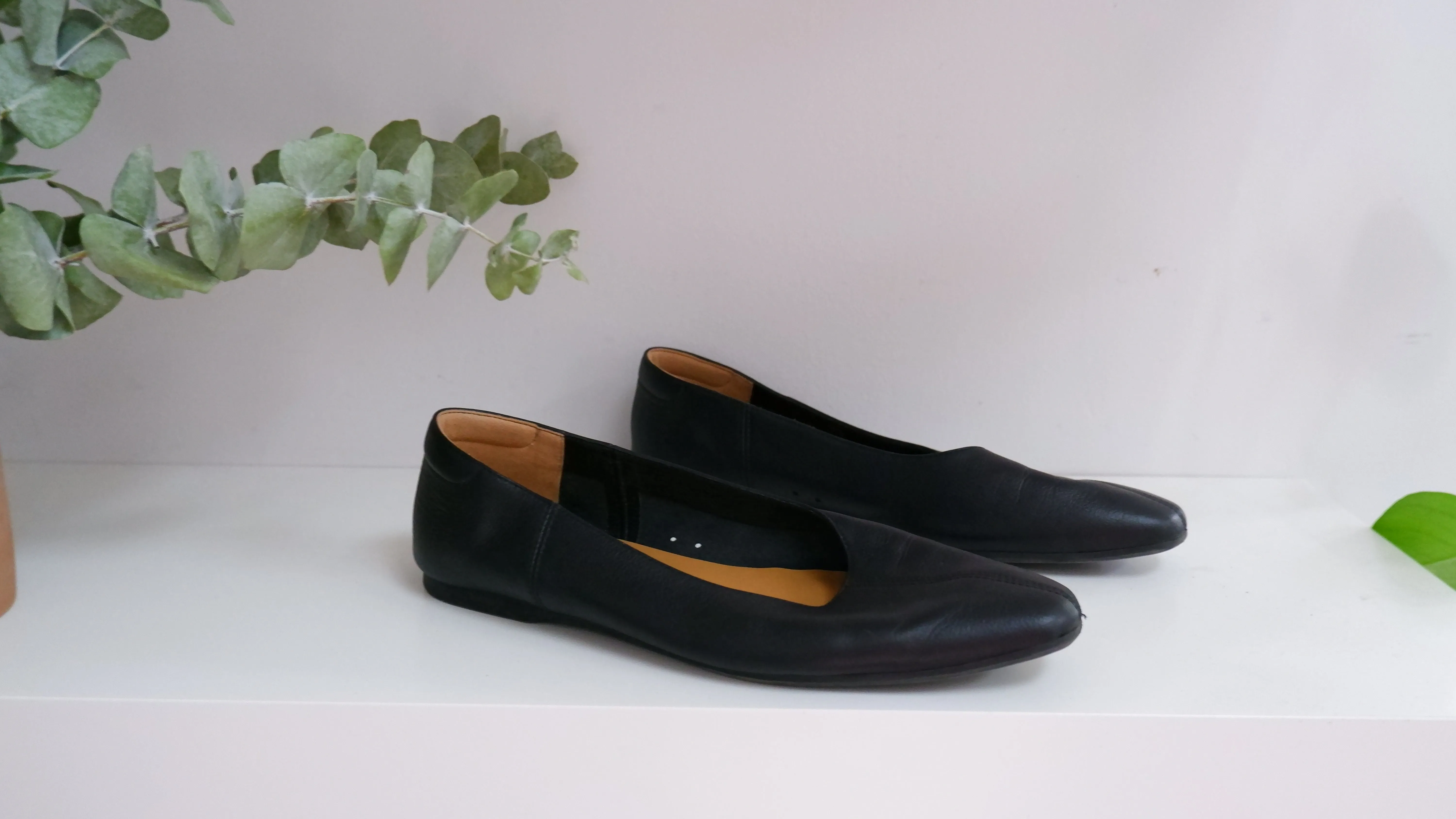 Everlane Classic Black Leather Ballet Flats - 7.5