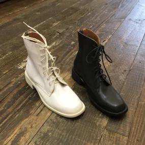 LUXE SEVEN DESIGN WIDE FIT LACE UP BOOTS