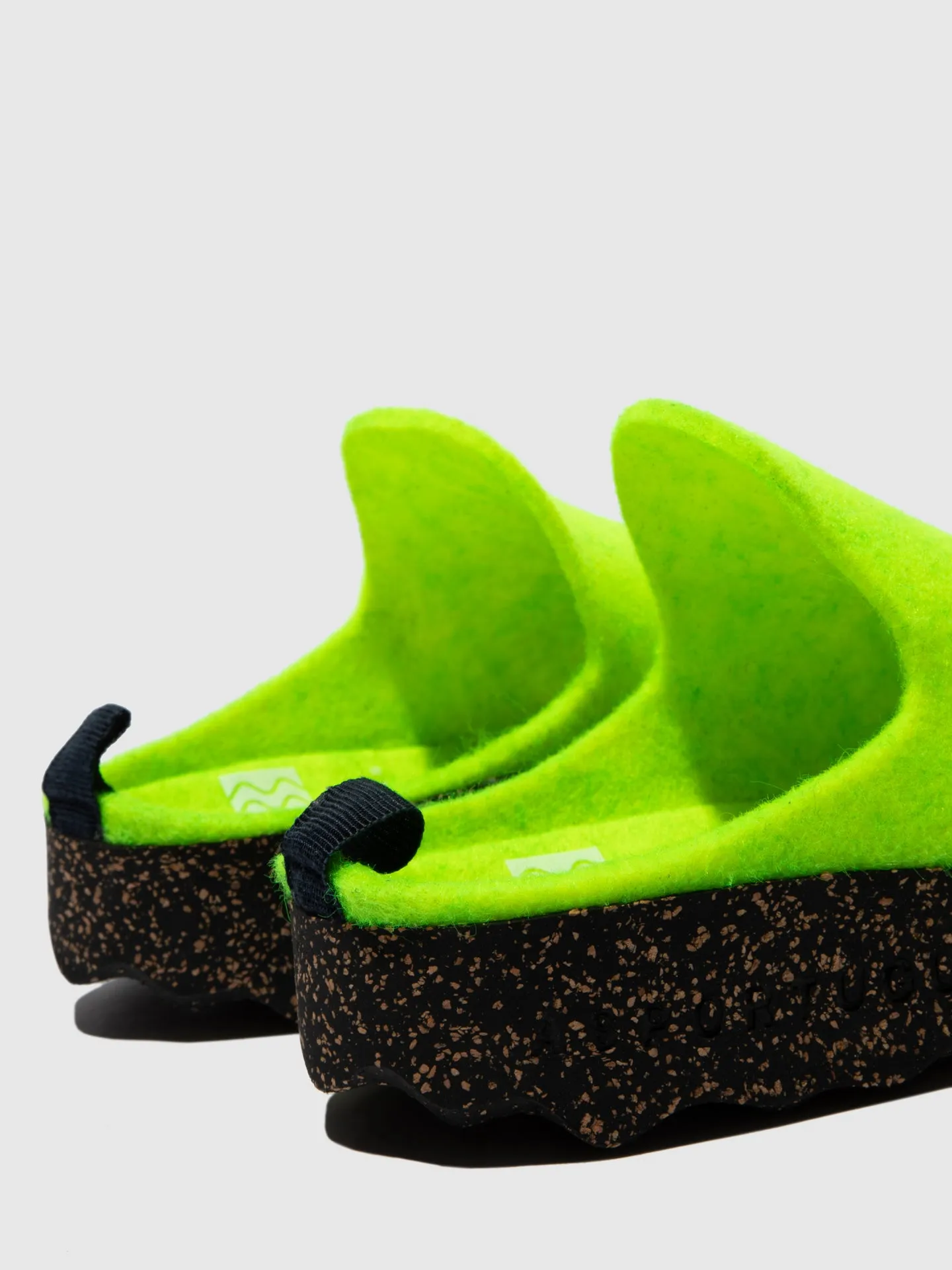 Round Toe Mules COME Neon