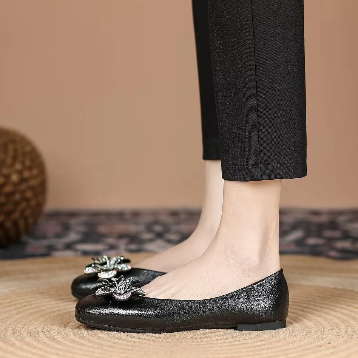 TN TANGNEST Women's Elegant Fold Soft Diamond Floral Ballets Flats Slip on Dress Flat Shoes