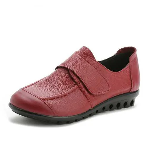 Women Soft Leather Slip On Flat Shoes Magic Stick Pure Color Comfy Flat Loafers