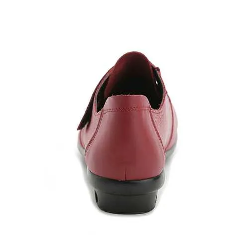 Women Soft Leather Slip On Flat Shoes Magic Stick Pure Color Comfy Flat Loafers