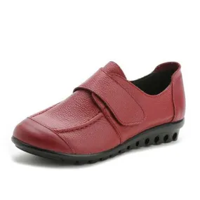 Women Soft Leather Slip On Flat Shoes Magic Stick Pure Color Comfy Flat Loafers