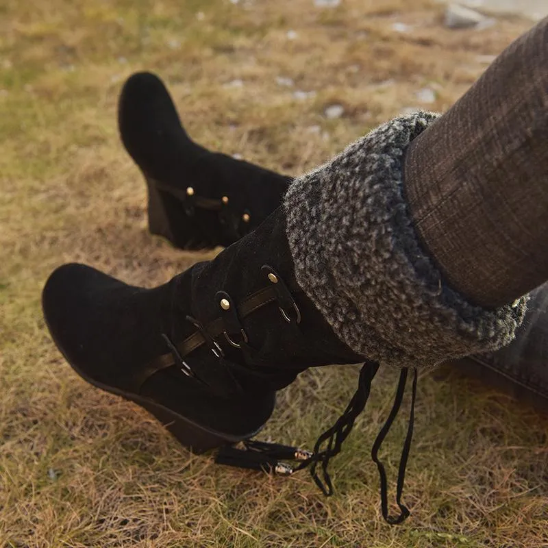 Women's plush cuff back lace-up mid calf snow boots